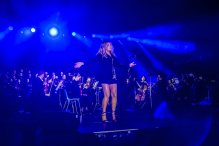 Beata Kozidrak wspólnie z orkiestrą otworzyła „Lipiec w Rumi”