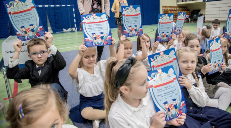 Pierwszaki z Rumi oficjalnie rozpoczęły przygodę ze szkołą cz.5