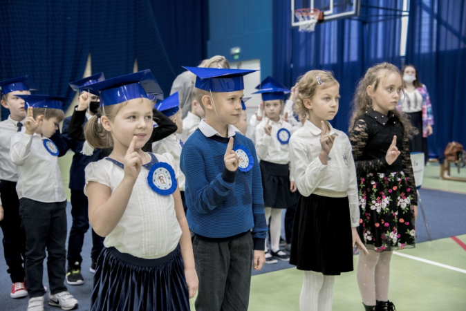 Pierwszaki z Rumi oficjalnie rozpoczęły przygodę ze szkołą cz.8