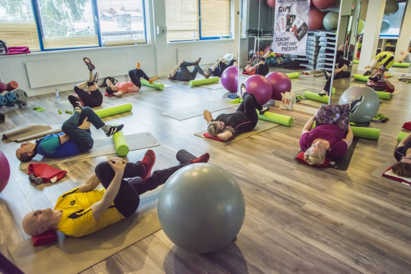 Treningiem w plenerze podsumują program „Aktywny senior”