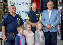 Pierwsze głosy oddane – urna powoli się zapełnia