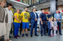 Pierwsze głosy oddane – urna powoli się zapełnia