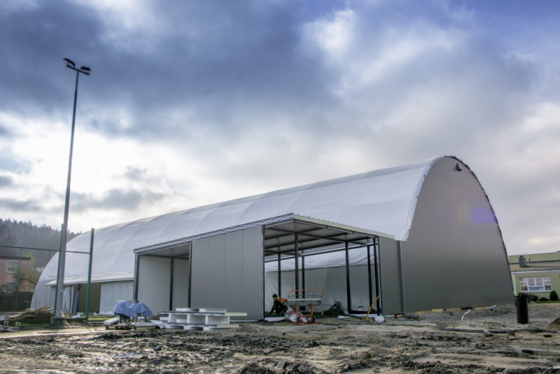 Nowoczesna hala sportowa staje się rzeczywistością