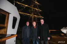 Największa pływająca choinka