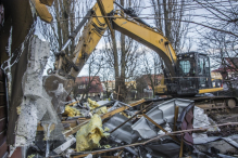 Budowa węzła integracyjnego coraz bliżej, trwają wyburzenia