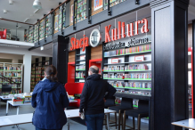 Bibliotekarze z Rumi świętowali swój powrót do czytelników
