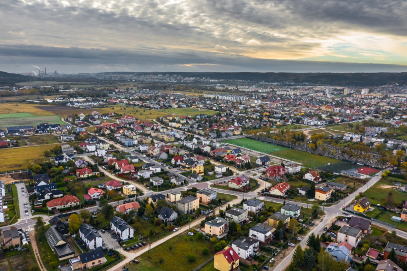 Samorządy nad przepaścią – coraz większe pustki w miejskich kasach