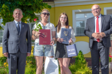 Najlepsi ósmoklasiści z Rumi zostali nagrodzeni