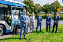 Pierwsze w Polsce hybrydowe „lwy” wyjechały na ulice Rumi