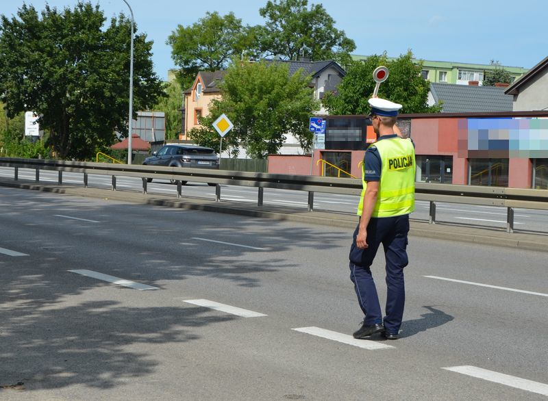 Policjanci zatrzymali 169 kierowców którzy przekroczyli dozwoloną prędkość