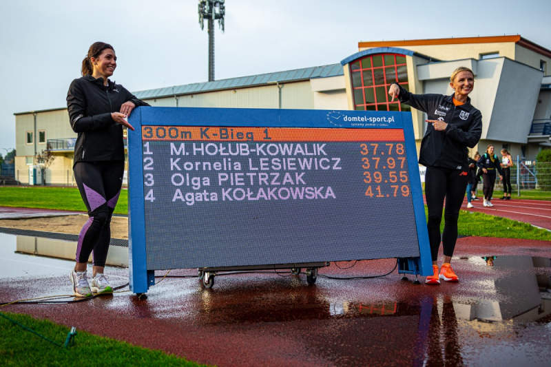 Olimpijczycy rywalizowali na stadionie w Rumi
