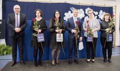 Najlepsi uczniowie i nauczyciele nagrodzeni przez burmistrza Rumi