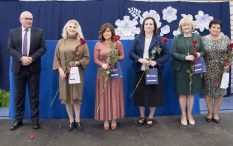 Najlepsi uczniowie i nauczyciele nagrodzeni przez burmistrza Rumi