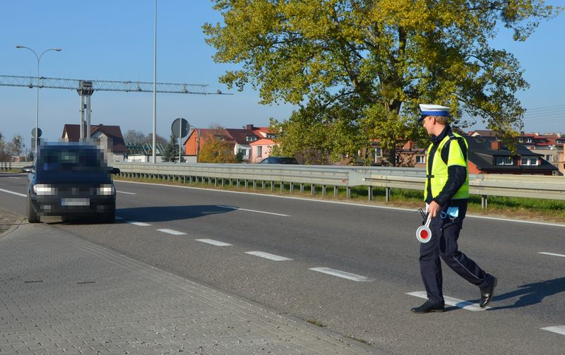 Dwaj kierowcy stracili prawa jazdy za znaczne przekroczenie prędkości