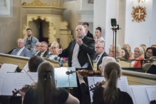 Chór świętej Cecylii z Rumi koncertowo uczcił setne urodziny. Wydarzenie docenił maestro Krzesimir Dębski