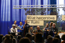 Obchody 90 lecia harcerstwa w Rumi.