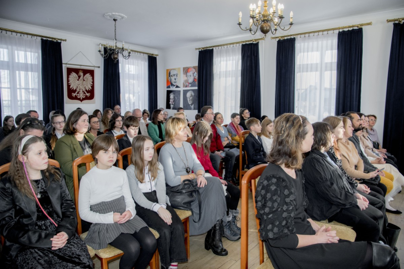 Młodzi rumianie otrzymali stypendia burmistrza