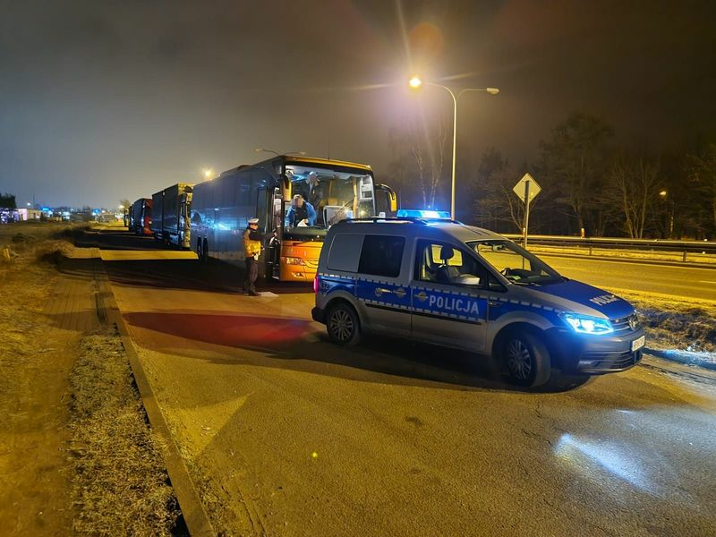 Bezpieczne ferie zimowe z wejherowskimi policjantami