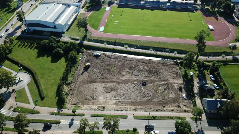 Ruszyła budowa boiska przy ulicy Starowiejskiej w Rumi