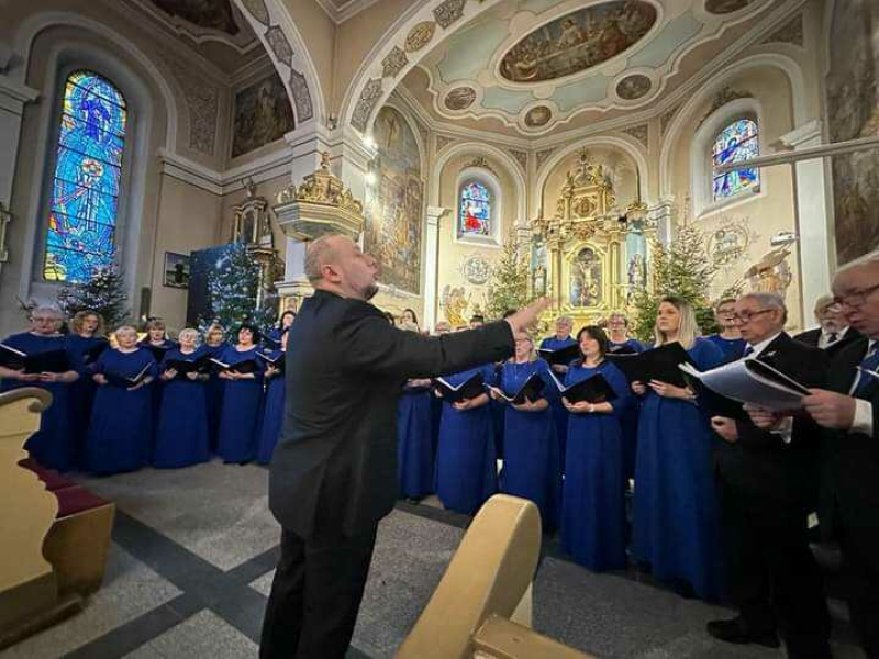 Koncert kolęd w wykonaniu Chóru Cecylia Rumia