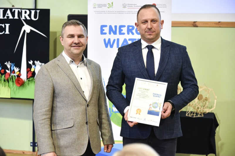 „Energia wiatru- Energia wolności”- program edukacyjny dla młodzieży poświęcony Morskiej Energetyce Wiatrowej.