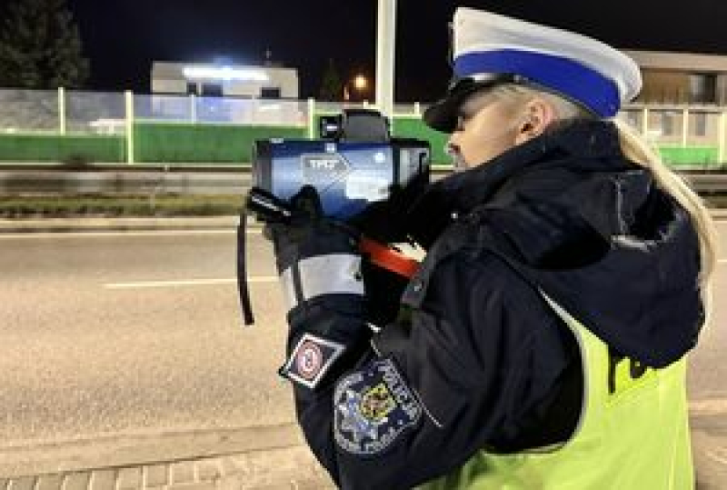 Nietrzeźwy kierowca naruszył dwa sądowe zakazy – grozi mu kara nawet do 5 lat pozbawienia wolności, dożywotni zakaz kierowania