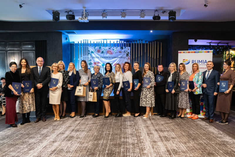 Najlepsi uczniowie rumskich szkół nagrodzeni stypendiami