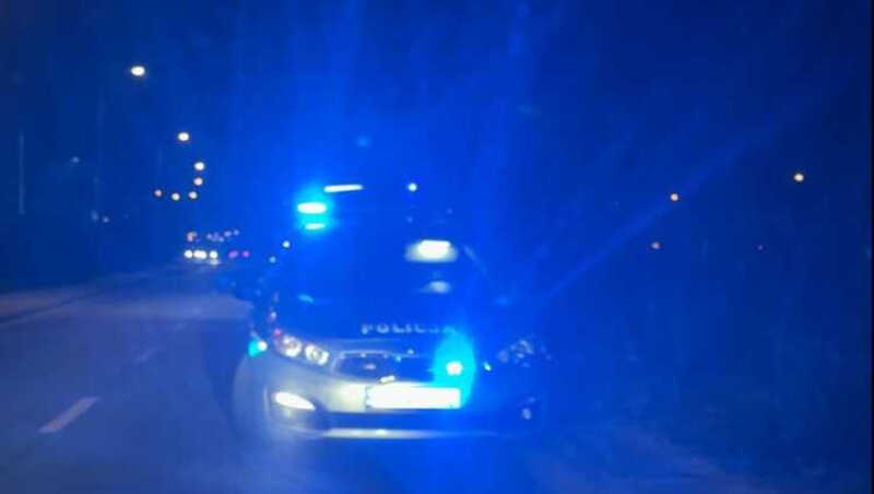 Nietrzeźwy pieszy przechodząc w miejscu niedozwolonym na torach został potrącony przez pociąg