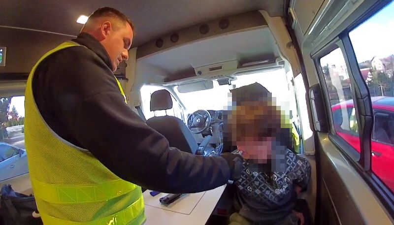 Dynamiczny pościg za kierowcą w powiecie wejherowskim – 20-latek zatrzymany