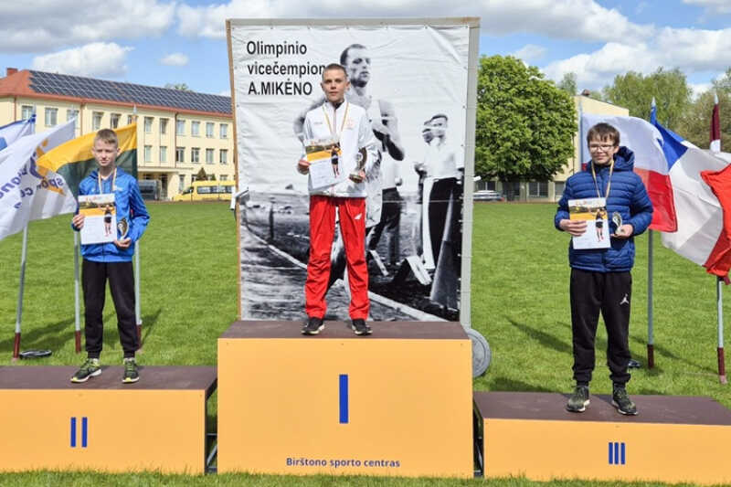 Rumscy chodziarze z medalami na międzynarodowych zawodach