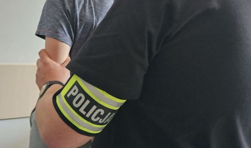 Rumia: Policjanci zatrzymali 66-latka, który złamał zakaz zbliżania się do byłej partnerki