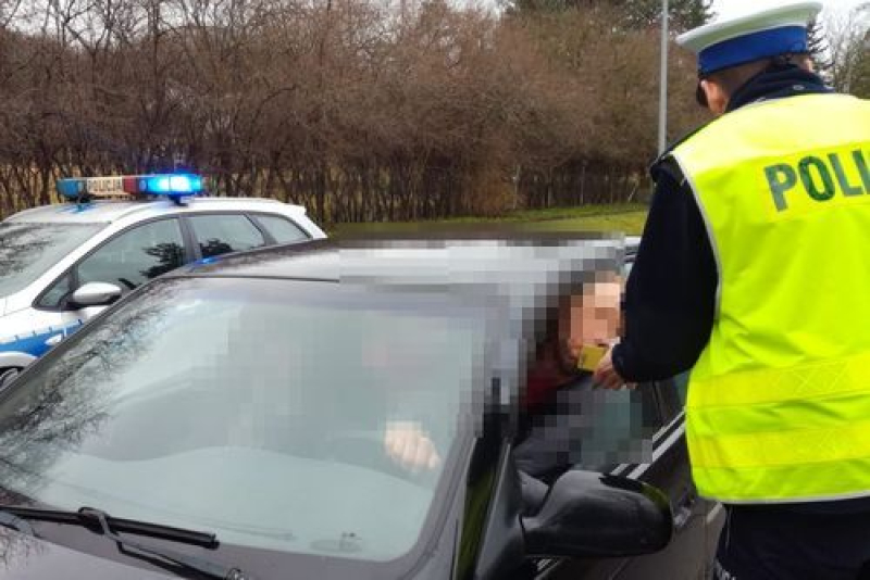 Wykroczenia w Rumi - pijani kierowcy, zatrzymania i kolizje