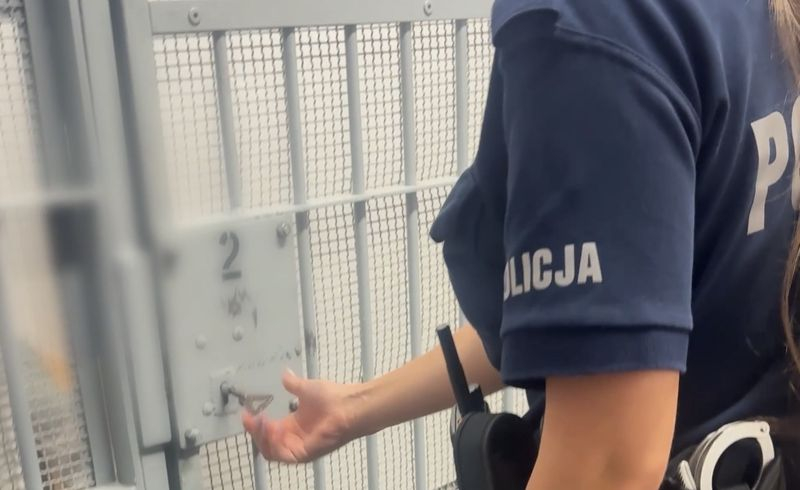 Reda - po zgłoszeniu przemocy domowej mężczyzna dostał zakaz zbliżania się do żony