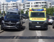 Wypadek w Rumi. 25-latek na hulajnodze trafił do szpitala z licznymi obrażeniami