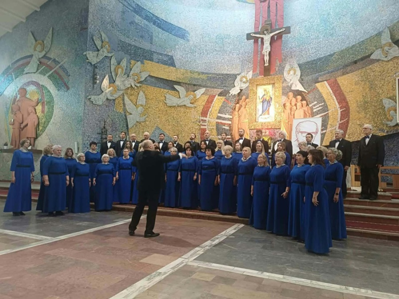 Wielki sukces chóru z Rumi! Zespół Śpiewaczy św. Cecylii zdobył podium na festiwalu